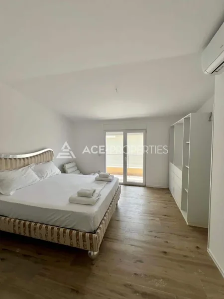 Durres, shitet apartament 2+1+Ballkon Kati 4, 145 m² 260.000 € (Durres,Plazh)