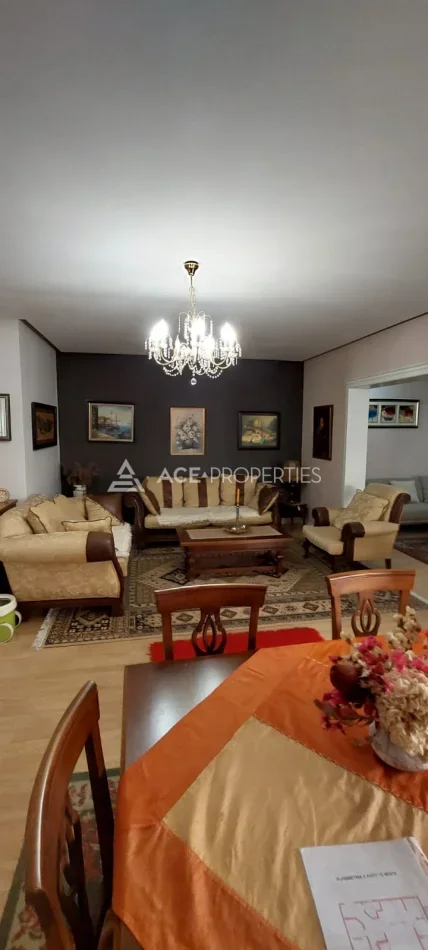 Durres, jepet me qera apartament 2+1+Aneks+Ballkon , 229 m² 1.200 € (durres vollga)