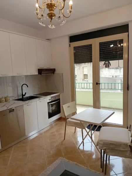 jepet me qera apartament 2+1+Ballkon Kati 3, 469 €