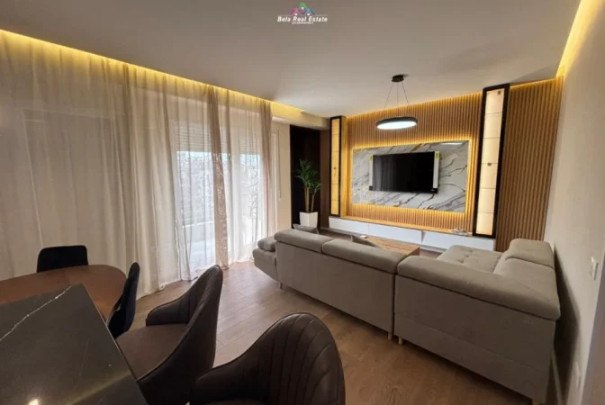 Tirane, jepet me qera apartament 2+1+Ballkon Kati 3, 120 m² 1.200 € 