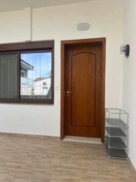 Tirane, jepet me qera 1+1+Ballkon Kati 2, 68 m² 320 € (Tasim Shehu)