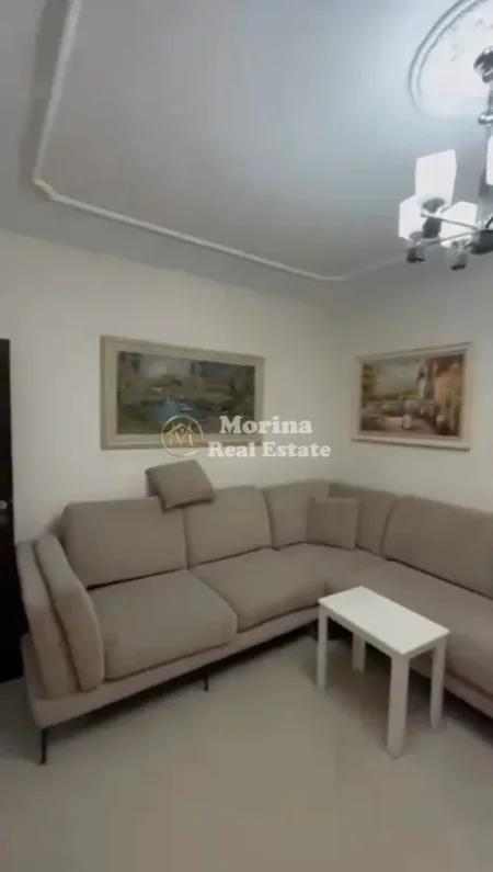 Tirane, jepet me qera apartament 3+1 Kati 2, 86 m² 900 € (Pazari i Ri)