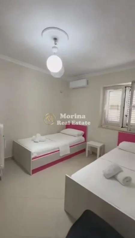 Tirane, jepet me qera apartament 3+1 Kati 2, 86 m² 900 € (Pazari i Ri)