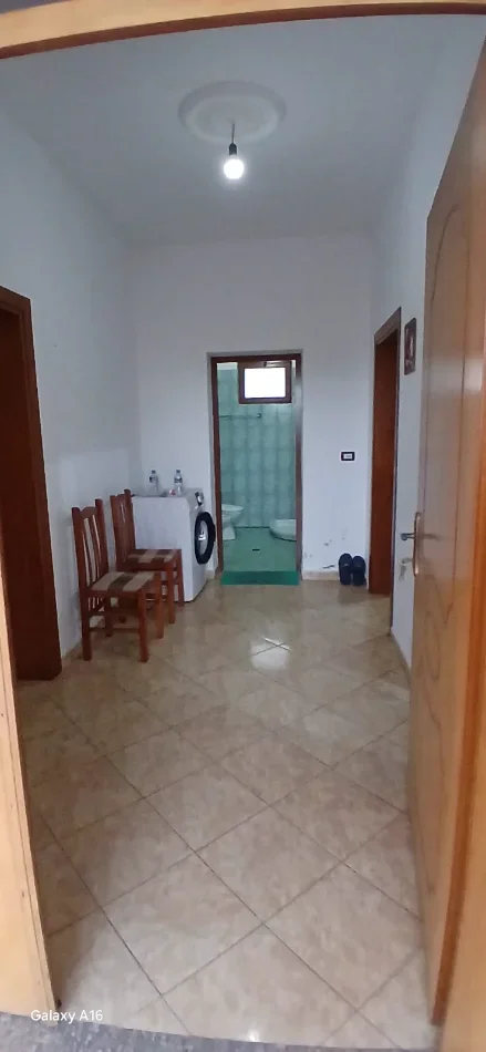 Tale, Lezhë shitet banesë private