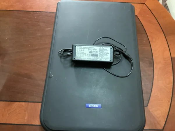 Fier, shes Shes Printer, skaner, Monitor, fshese me korrent