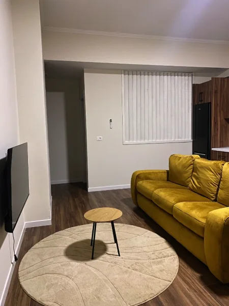 Tirane, jepet me qera apartament 2+1+Ballkon Kati 1, 90 m² 850 € (Kopshtit Zoologjik)