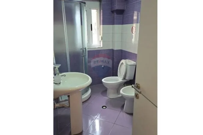 Tirane, jap me qera apartament Kati 2, 85 m² 800 € 