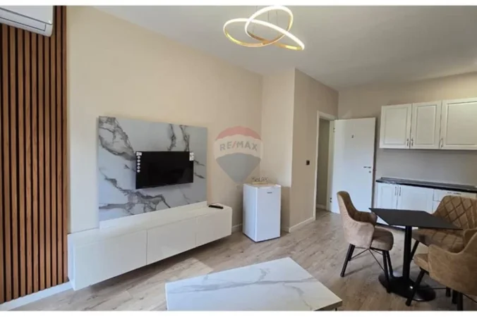 Tirane, jepet me qera apartament , 100 m² 1.501 € 