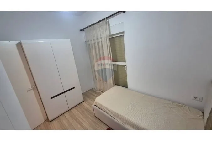 Tirane, jepet me qera apartament , 75 m² 520 € 