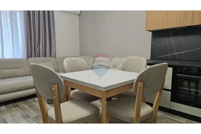 Tirane, jepet me qera apartament , 70 m² 730 € 