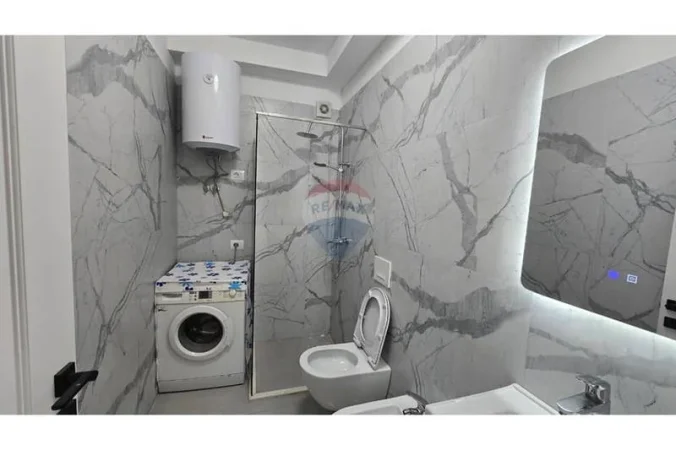 Tirane, jepet me qera apartament , 70 m² 730 € 