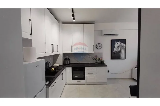 Tirane, jepet me qera apartament , 63 m² 521 € 