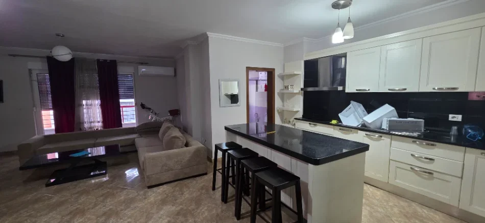 shitet apartament 2+1+Aneks+Ballkon Kati 3, 140 m² 250.000 € (Colombo 2)