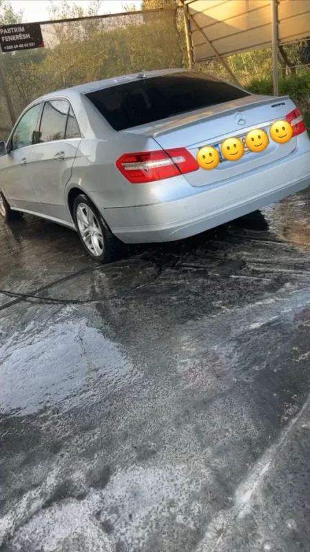 Fier, shes makine E 220 NAFTE 2010 Nafte, gri e erret automatik Klima 240.000 km 8.300 €