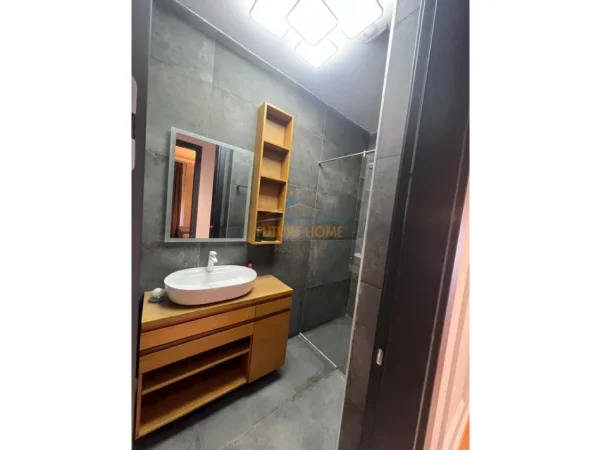 Tirane, shitet apartament 2+1+2+Ballkon Kati 3, 106 m² 300.000 € (TEG, Secret Garden Residence)