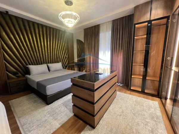 Tirane, shitet apartament 2+1+2+Ballkon Kati 3, 106 m² 300.000 € (TEG, Secret Garden Residence)