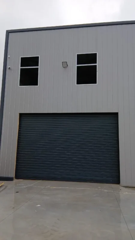 Tirane, jap me qera magazine Kati 0, 1.300 m² 4.200 € (https://maps.app.goo.gl/4CctLJioiB6GCzK36?g_st=aw)