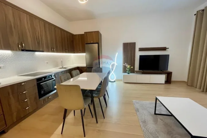 Tirane, jepet me qera apartament , 1 m² 800 € 