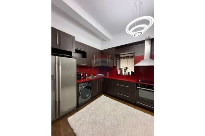 Tirane, jap me qera apartament , 120 m² 1.200 € 