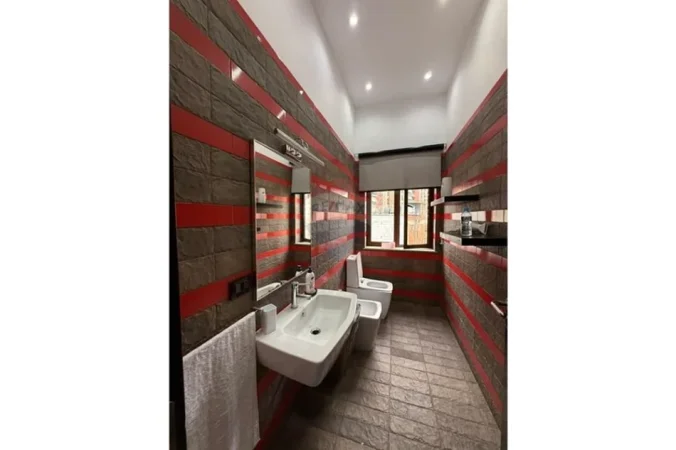 Tirane, jap me qera apartament , 120 m² 1.200 € 