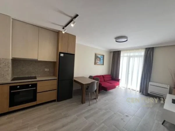 Tirane, jepet me qera apartament 1+1 Kati 5, 70 m² 450 € (5 maji)