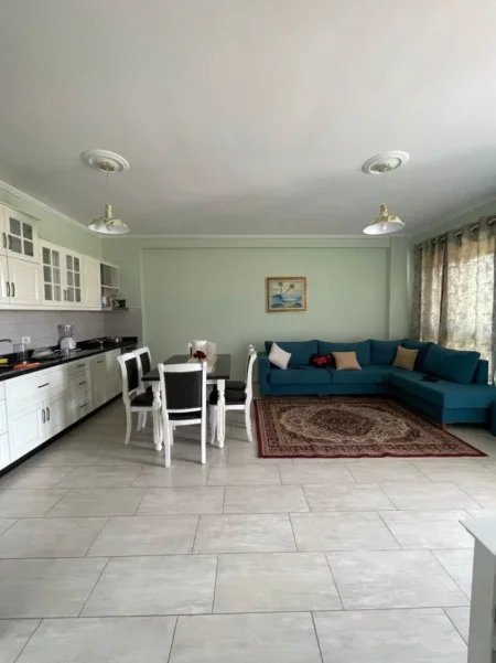 Tirane, jepet me qera apartament 2+1 Kati 3, 112 m² 600 € (Rruga e Kavajes/Qendra Glob)