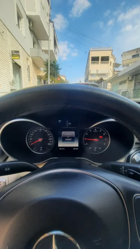 Sarande, shes makine mercedes benz Benzin, e bardhë automatik Kondicioner 168.487 km 15.000 €