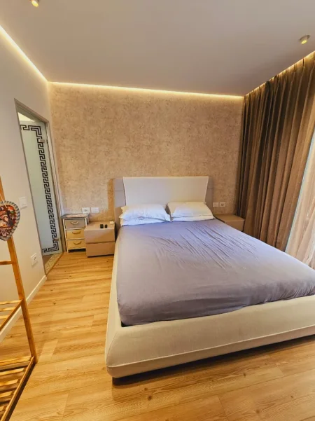 Jepet Qera: 2+1+2wc ( PAZARI I RI )* 📍 *950€* - k5, Ashensor. - Super Investim **60k€ Kosto - me Arkitekt | Mobilim Modern, Elektro A++ & PARKET