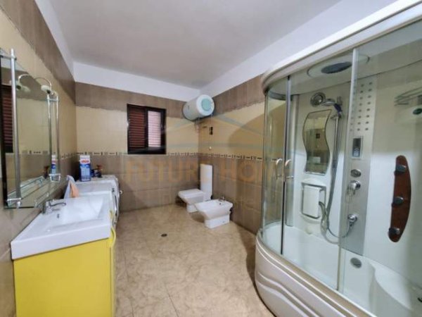 Tirane, shitet Vile 3 Katshe Kati 3, 396 m² 269.000 Euro (Kombinat)