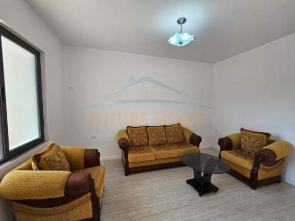 Tirane, shitet apartament Kati 4, 61 m² 112.000 Euro (Rruga Myslym Shyri)