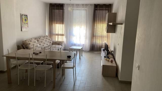 Tirane, jepet me qera apartament Kati 3, 85 m² 550 Euro (Rruga e Kavajes)