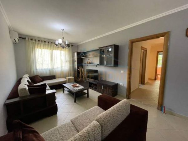 Tirane, jepet me qera apartament Kati 1, 119 m² 500 Euro ("Rruga 5 Maj")