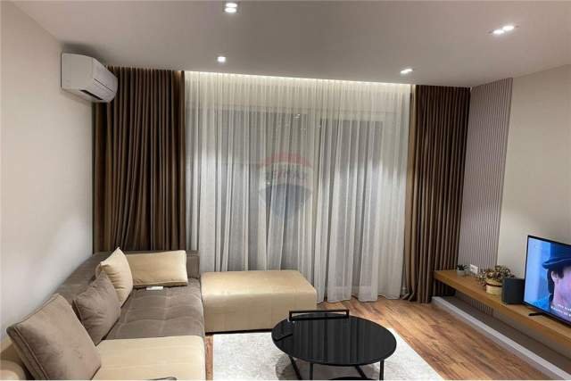 Tirane, jepet me qera apartament 1+1+BLK Kati 5, 65 m² 600 Euro (Rruga e Kavajes)