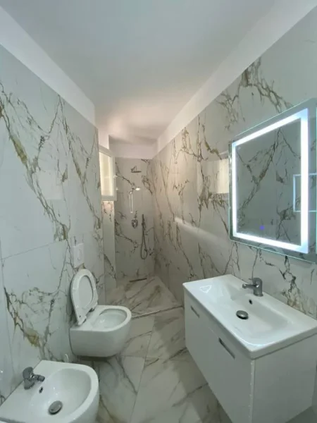 Tirane, shitet apartament Kati 3, 90 m² 157.500 Euro (BRAKA)