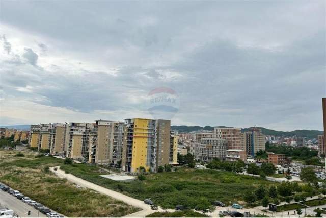 Tirane, shitet apartament 2+1+BLK Kati 7, 83 m² 124.000 Euro (Rruga "Ana Komnena")