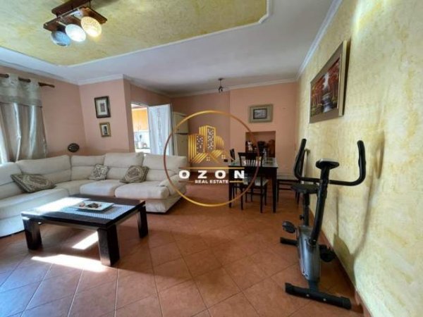 Tirane, jepet me qera apartament 1+1+A+BLK Kati 1, 84 m² 500 Euro (GALERIA, QENDER)