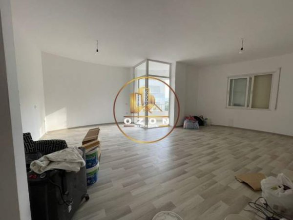 Tirane, jepet me qera apartament 1+1+A+BLK Kati 2, 82 m² 250 Euro (PRANE 2 LUANEVE, DAJT)