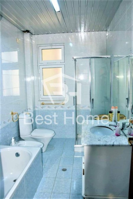 Tirane, jepet me qera apartament 2+1+A+BLK Kati 6, 130 m² 600 Euro (Bllok, prane LSI dhe Sheshit Willson)