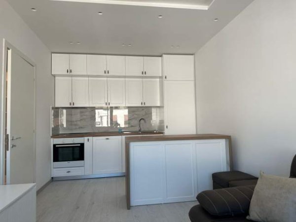 Tirane, jepet me qera apartament Kati 4, 75 m² 400 Euro (Teodor Keko)
