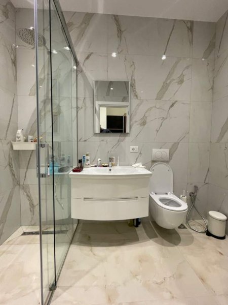 Tirane, jepet me qera apartament 1+1+BLK Kati 6, 73 m² 500 Euro (5 Maji)