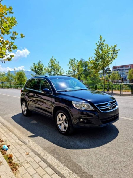 Tirane,OKAZION VW TIGUAN VITI 2010 KAMBIO AUTOMAT MOTOR 2.0TDI