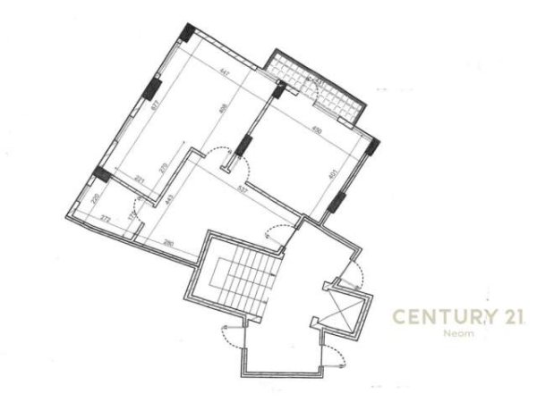 Tirane, jepet me qera zyre Kati 6, 85 m² 800 Euro (qender)
