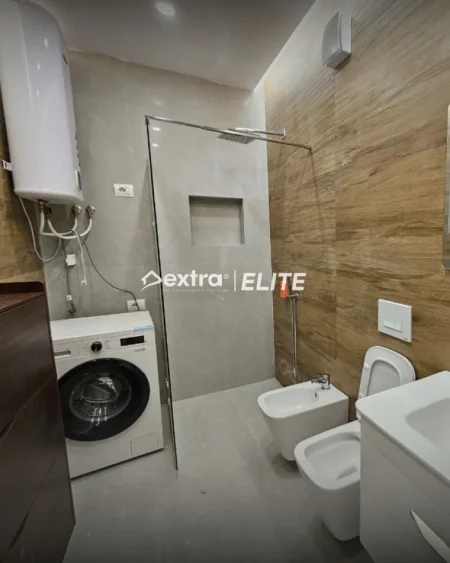 Tirane, jepet me qera apartament 1+1+Ballkon , 75 m² 800 € 