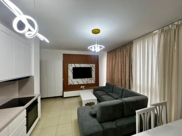 Tirane, jepet me qera apartament 2+1+Ballkon Kati 1, 100 m² 650 € 