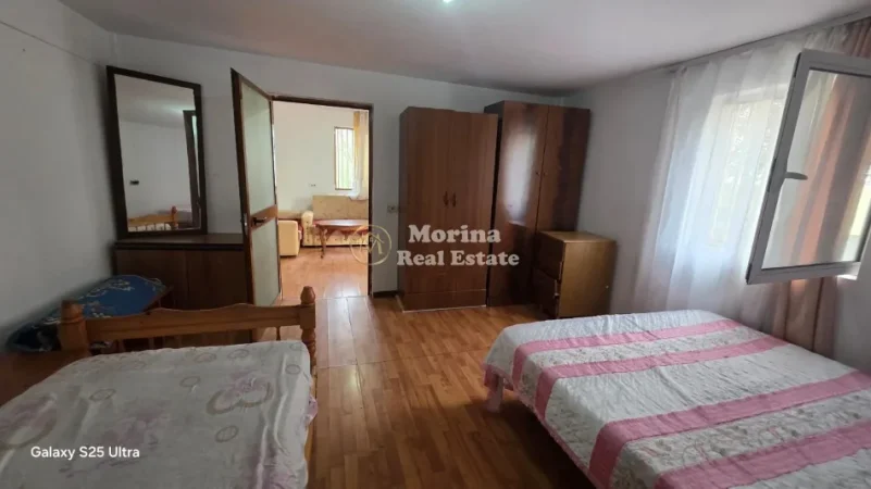 Tirane, jepet me qera shtepi 1+1 Kati 2, 70 m² 200 € (5 Maji)