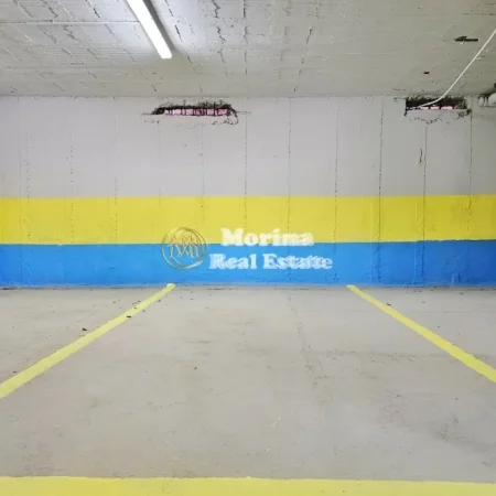 Tirane, shitet garazh | post parkimi Kati -1, 14 m² (Ali Demi)