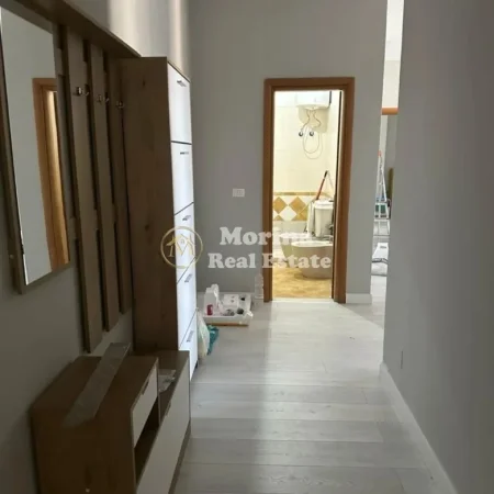 Tirane, jepet me qera apartament 2+1 Kati 7, 80 m² 600 € (Materniteti i Ri)