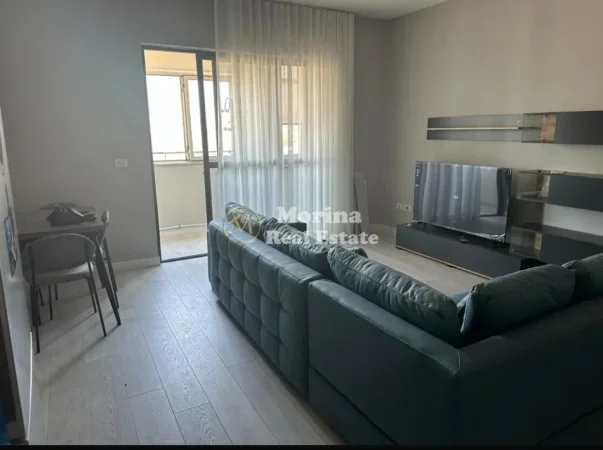 Tirane, jepet me qera apartament 2+1 Kati 7, 80 m² 600 € (Materniteti i Ri)