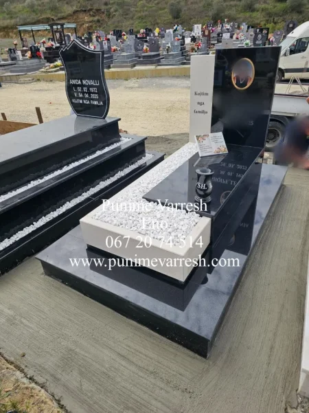 Tirane, ofroj Punime Varresh Lushnje - Varr Granit Dhe Mermer Pana - Aksesore Per Varre 270 €