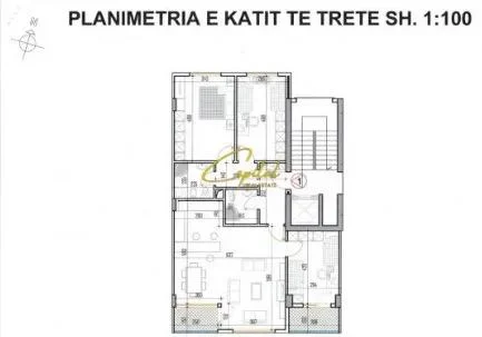 Tirane, jepet me qera zyre Kati 3, 140 m² 1.100 € (ISH STACIONI TRENIT)